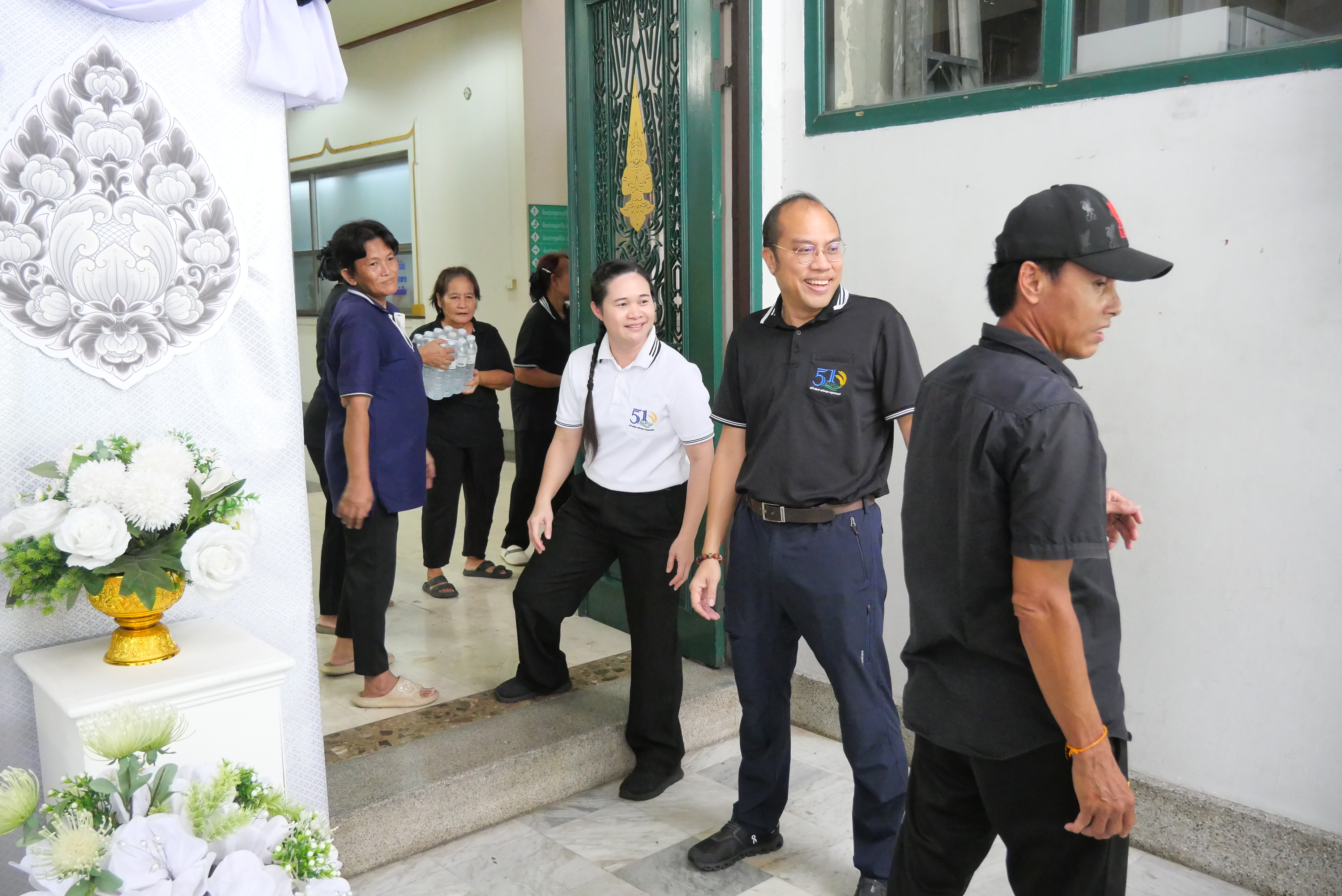 title - ส.ป.ก. ขอขอบคุณ กรมชลประทาน ที่มอบน้ำดื่มจำนวน 3,600 ขวด เพื่อสนับสนุนการนำไปช่วยเหลือผู้ประสบอุทกภัย